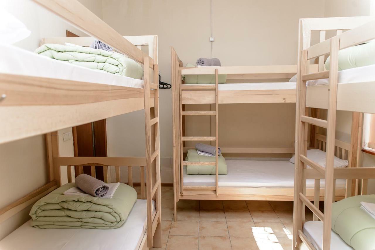 Globus Lipki Hostel Kiev Eksteriør bilde